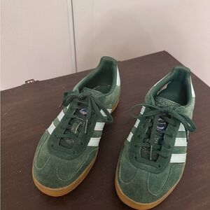 Adidas Men's Dark Green Suede Sneakers